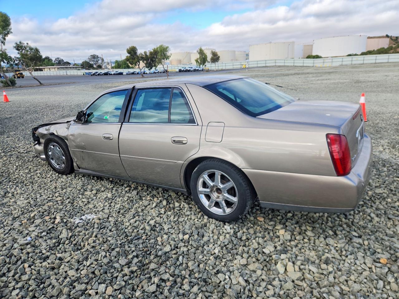 2001 Cadillac Deville Dhs - Image 2