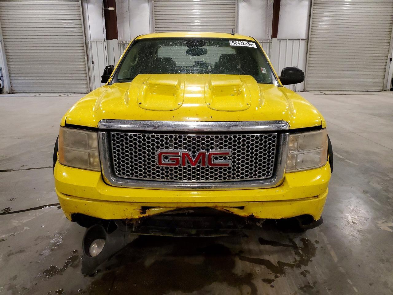 2008 GMC New Sierra K1500 Denali - Image 5