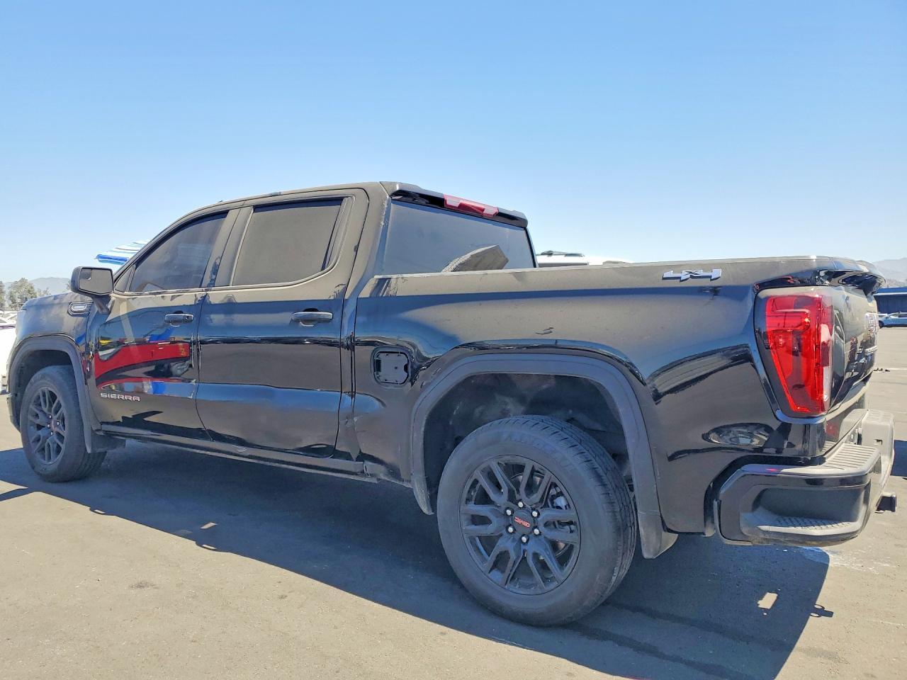 2024 GMC Sierra K1500 - Фото 2