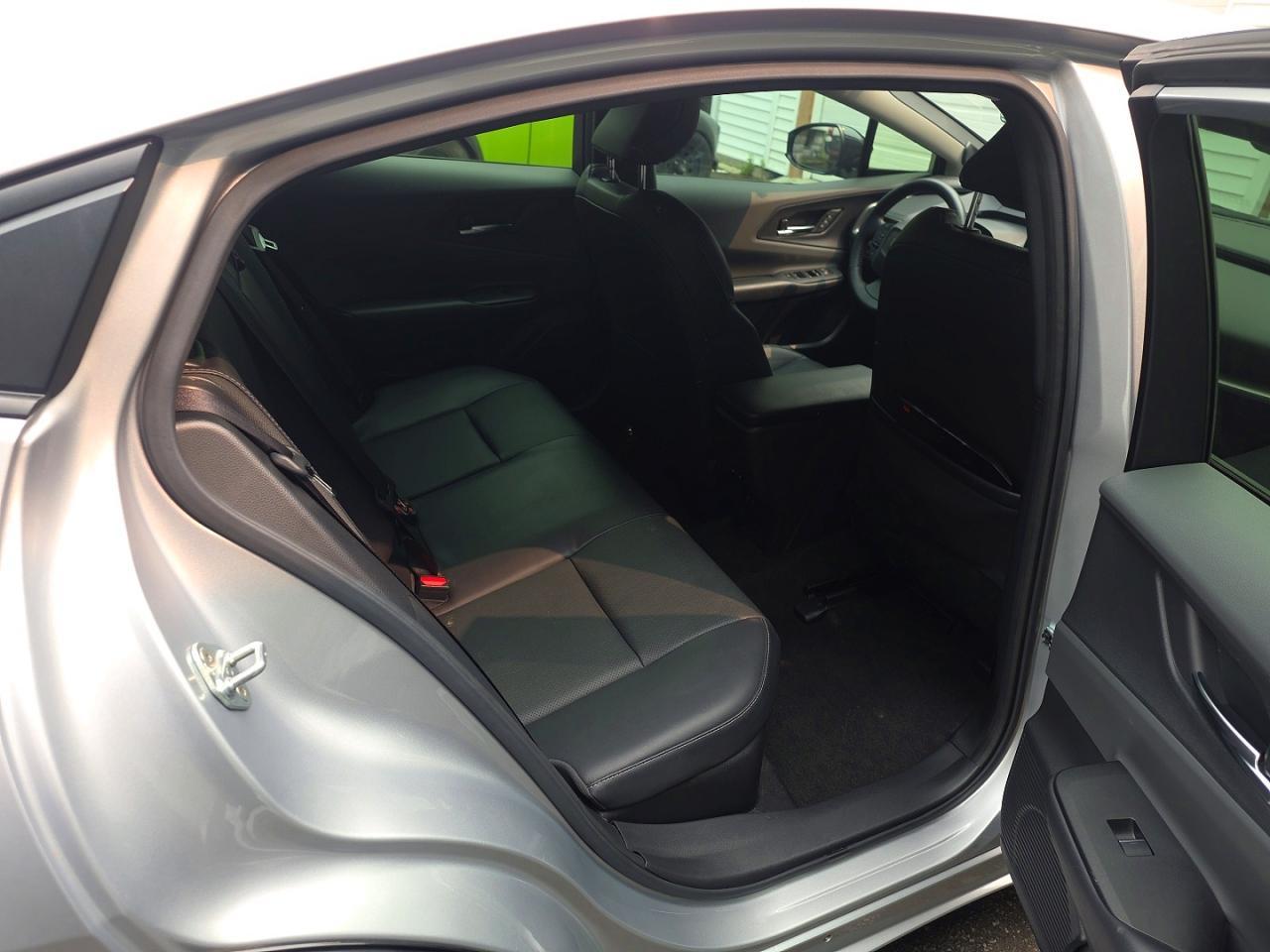 2024 Toyota Prius Limited - Image 6
