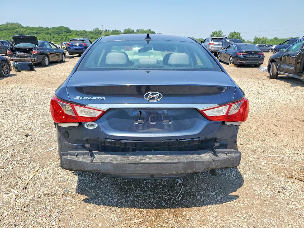 2013 Hyundai Sonata Gls - Image 6