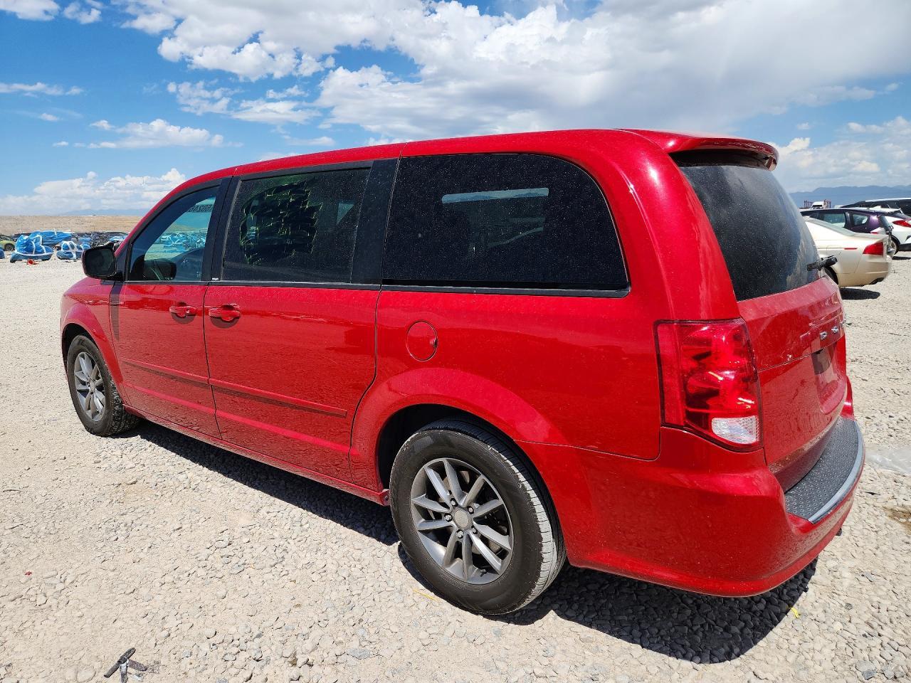 2014 Dodge Grand Caravan R/T - Image 2
