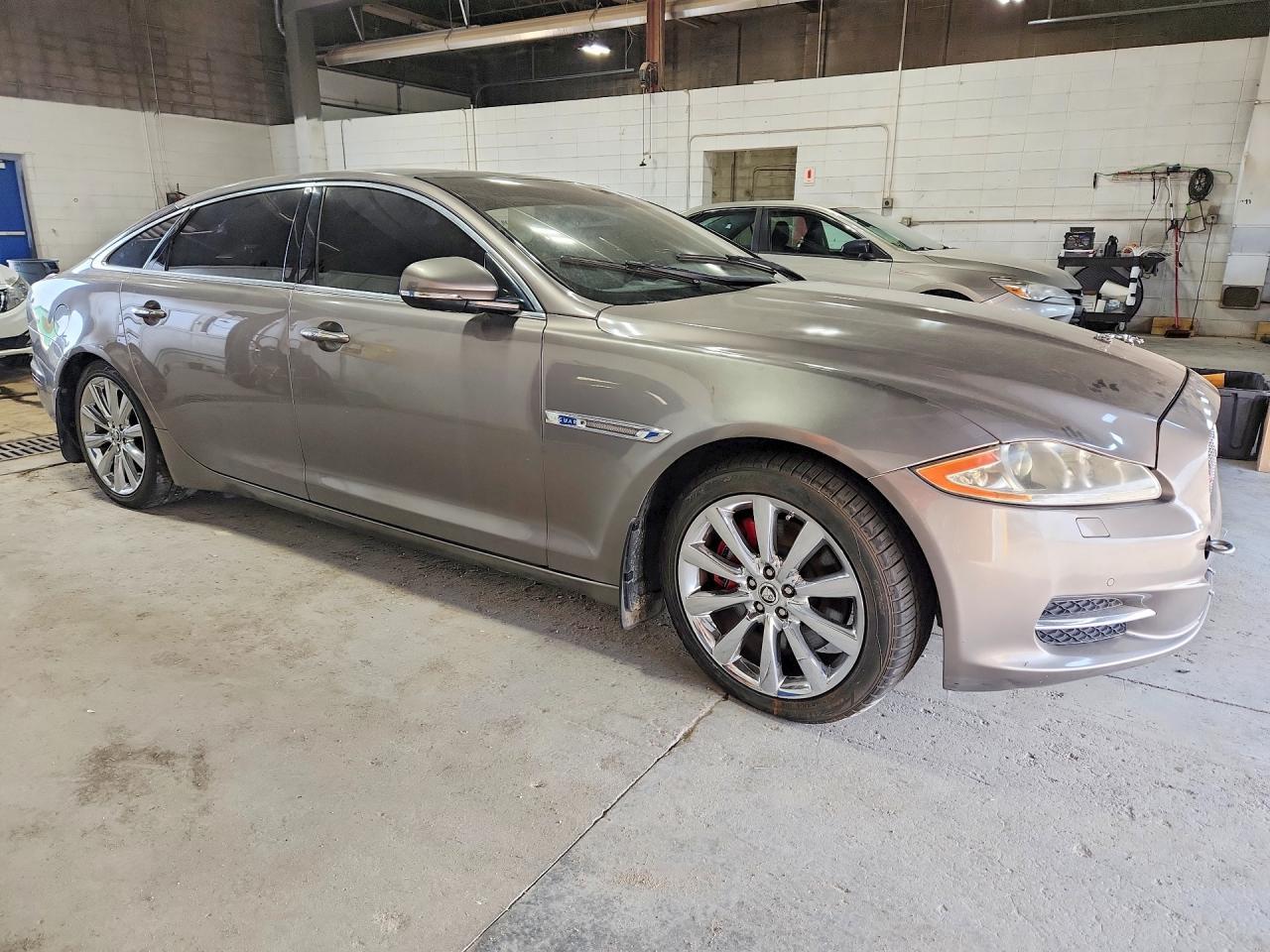 2011 Jaguar Xjl - Фото 4