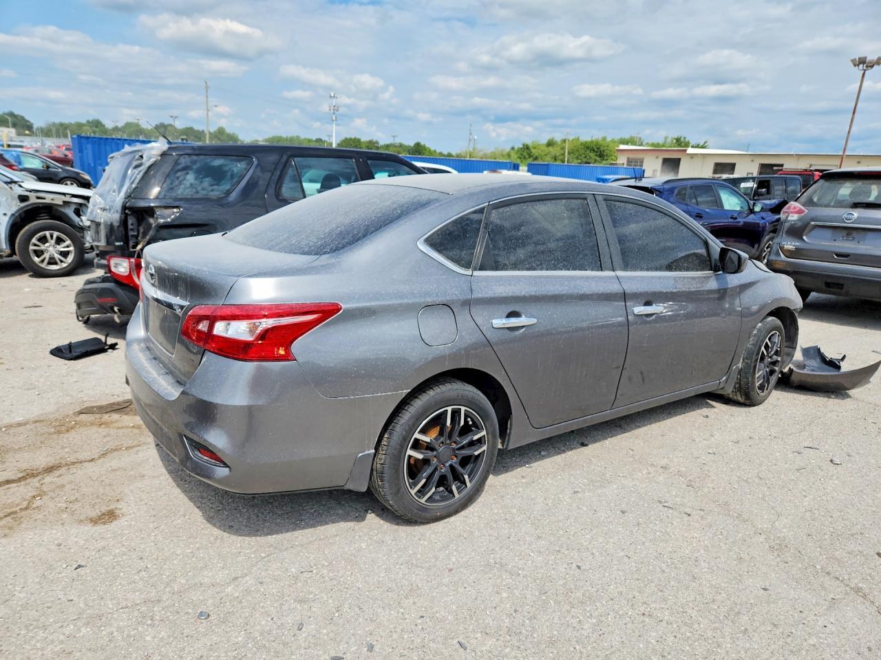 2017 Nissan Sentra S - Image 3