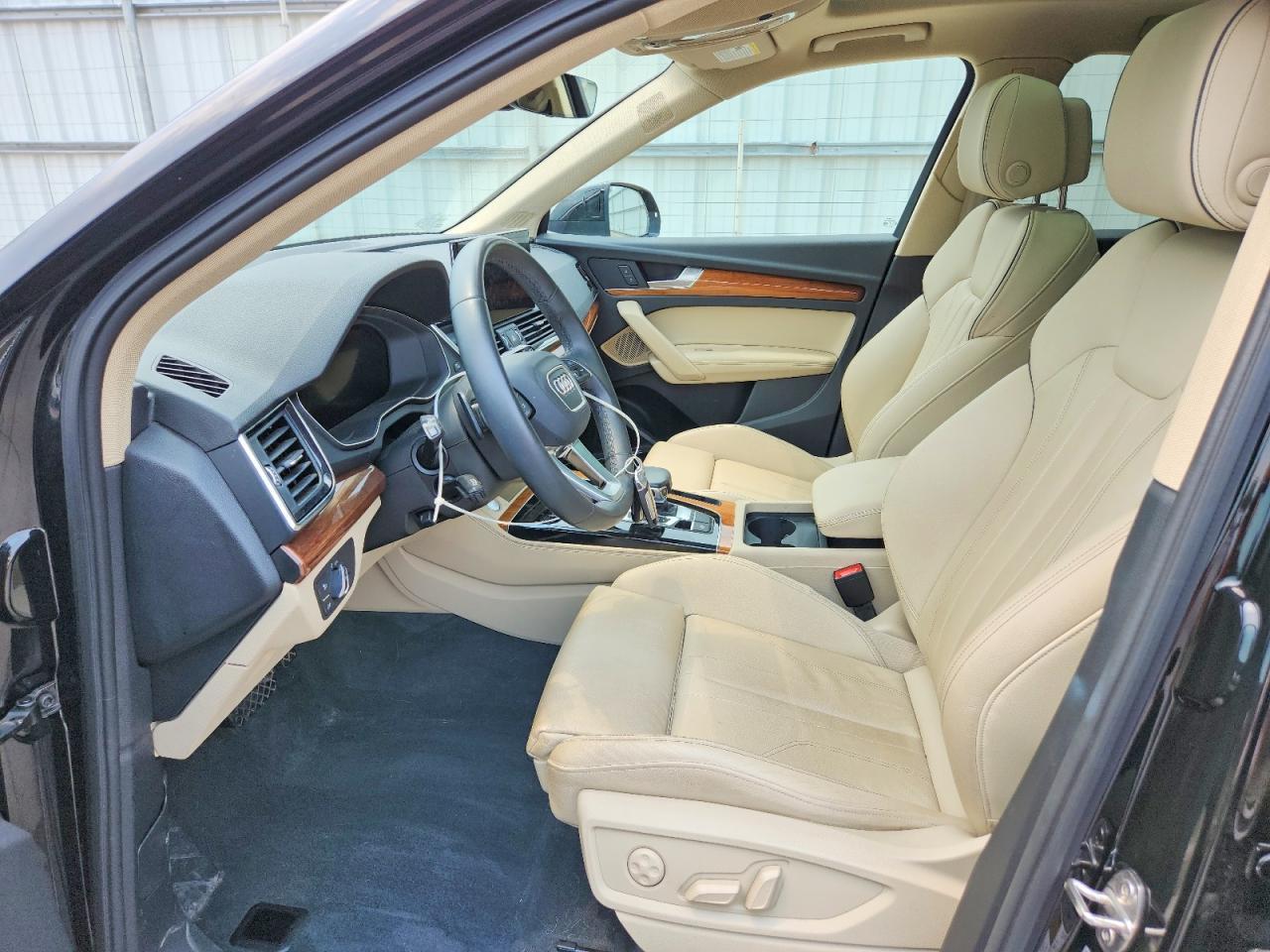2023 Audi Q5 E Premium Plus 55 - Фото 7