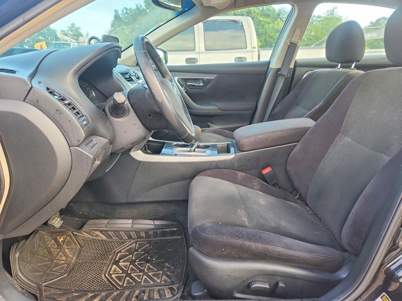 2013 Nissan Altima - Фото 7