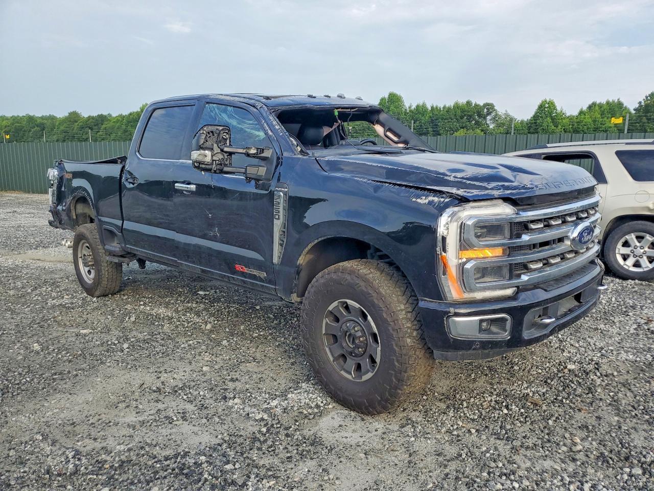 2024 Ford F250 Super Duty - Фото 4