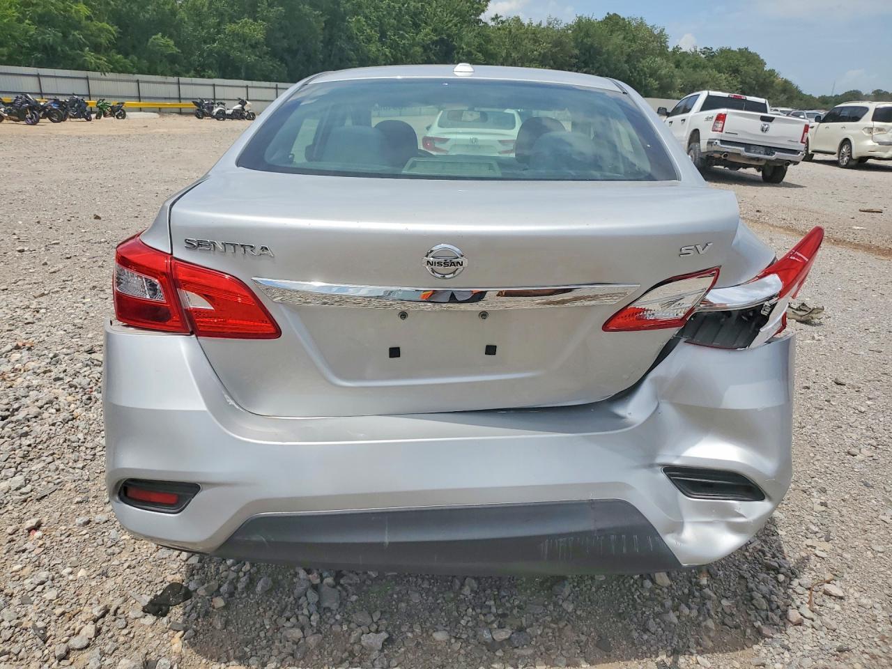 2019 Nissan Sentra Sv - Фото 6