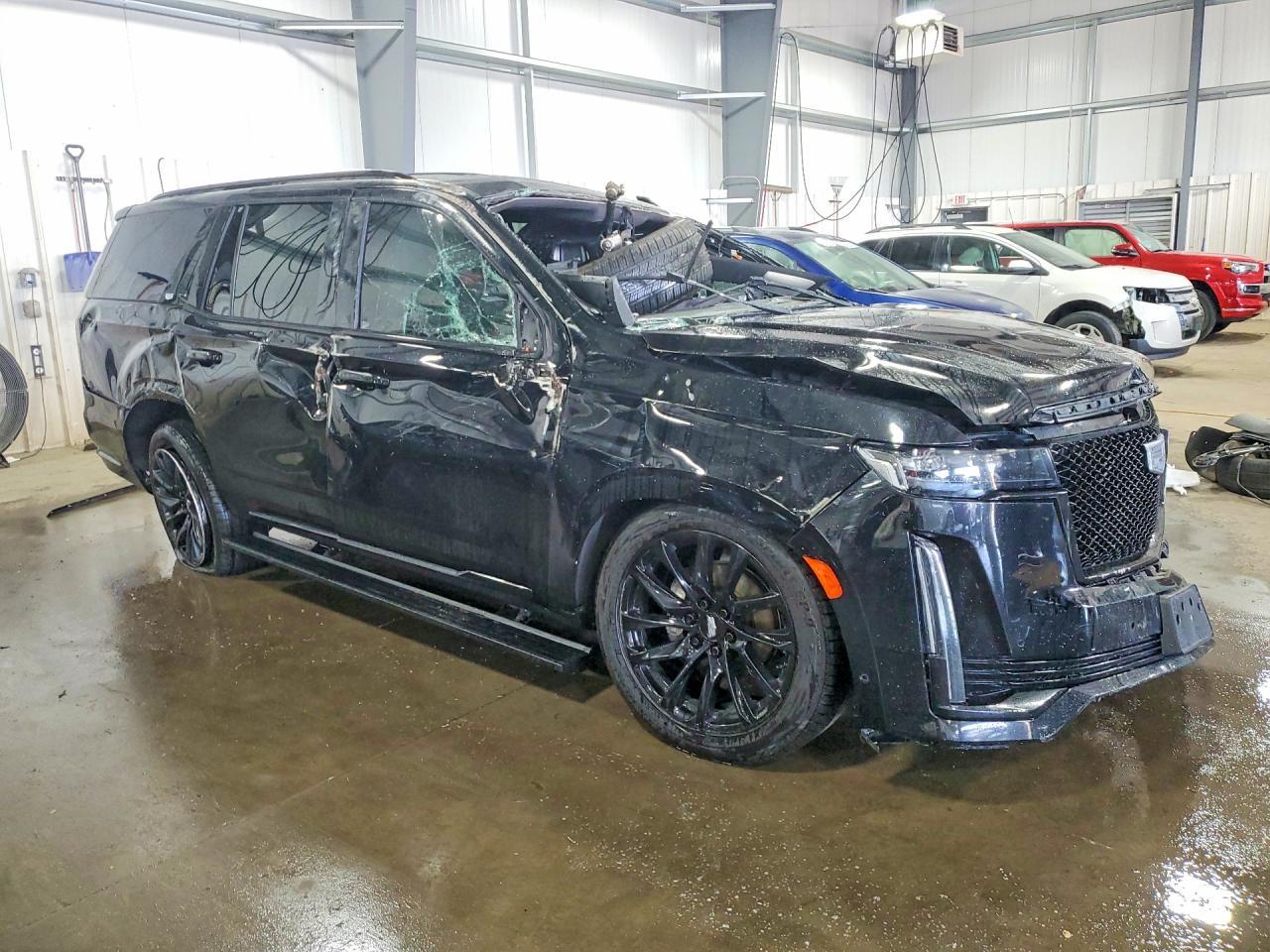 2023 Cadillac Escalade Sport Platinum - Image 4