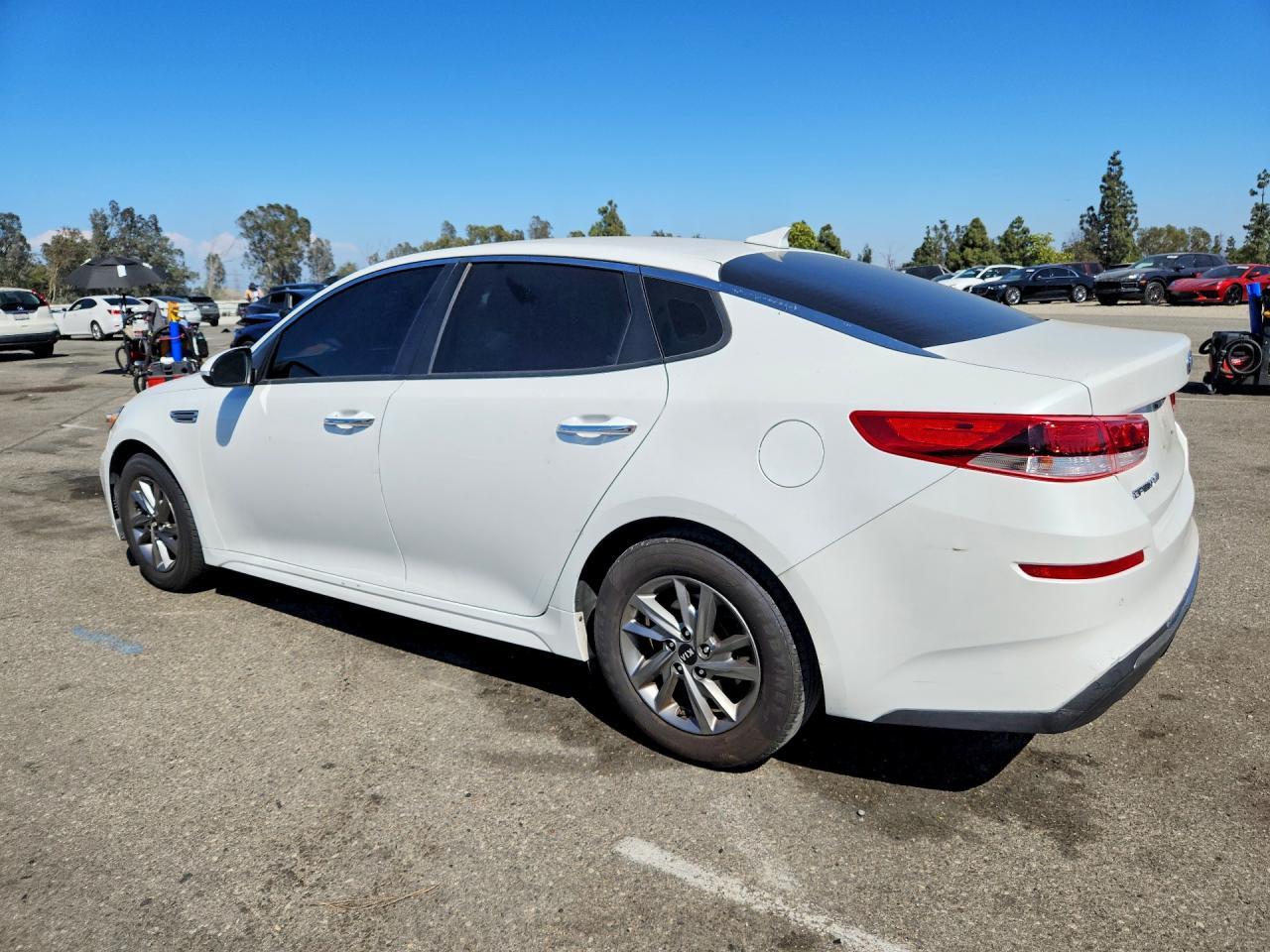 2019 Kia Optima Lx - Фото 2