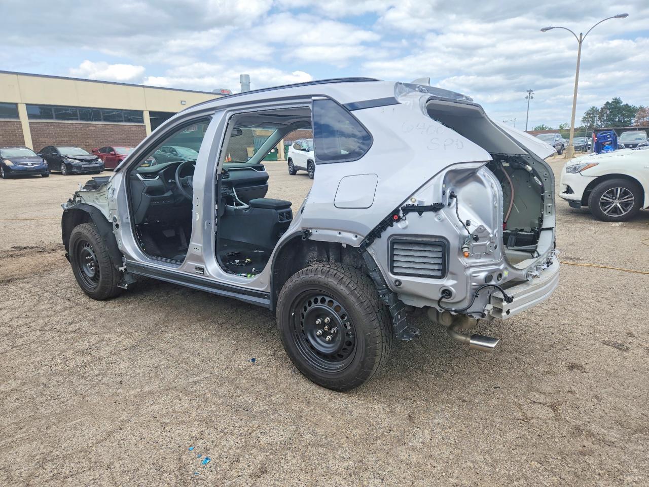 2024 Toyota Rav4 Xle Premium - Фото 2