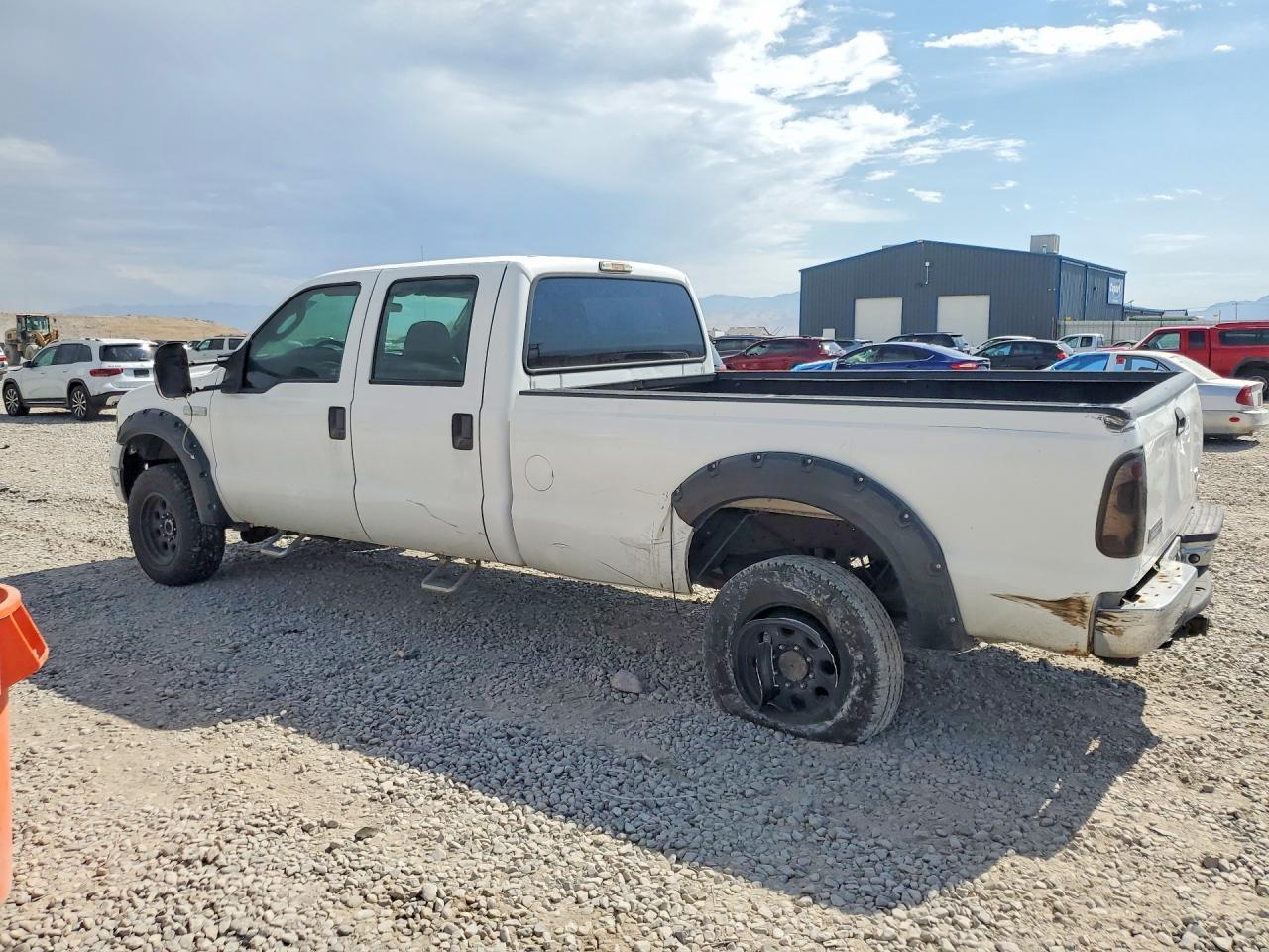 2005 Ford F250 Super Duty - Image 2