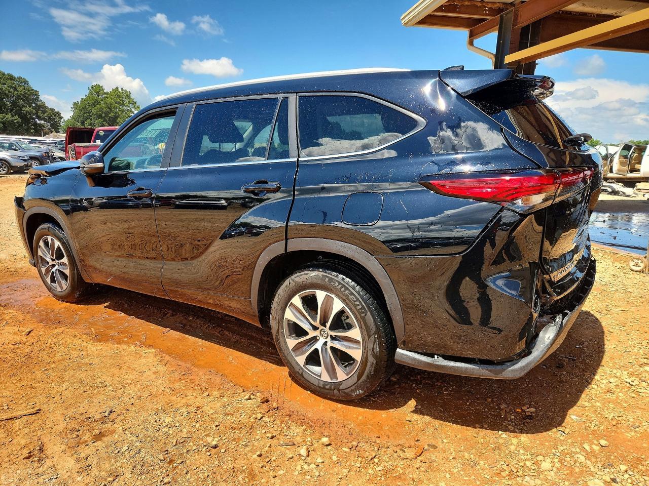 2023 Toyota Highlander Xle - Фото 2