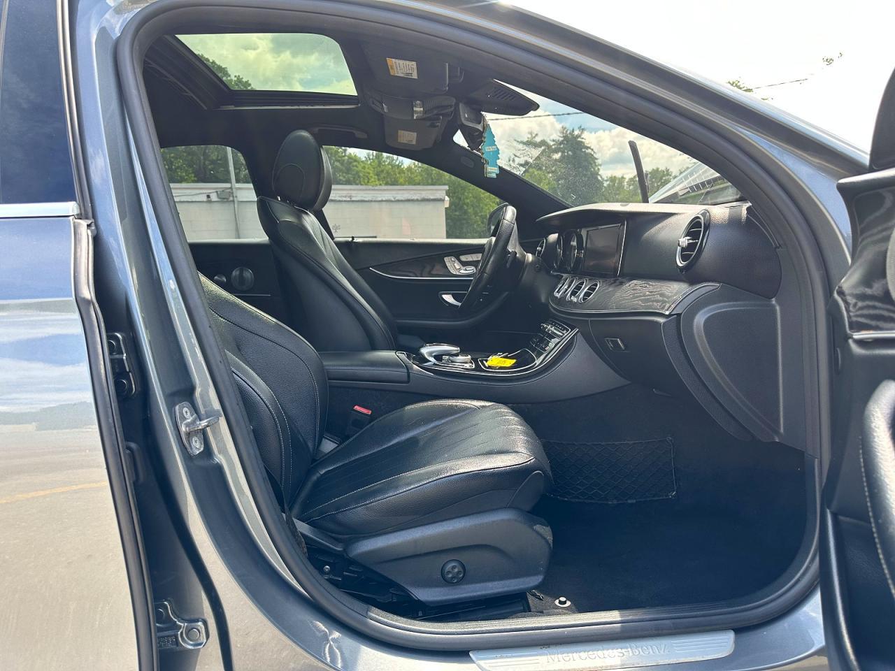 2017 Mercedes-Benz E 300 4Matic - Фото 7