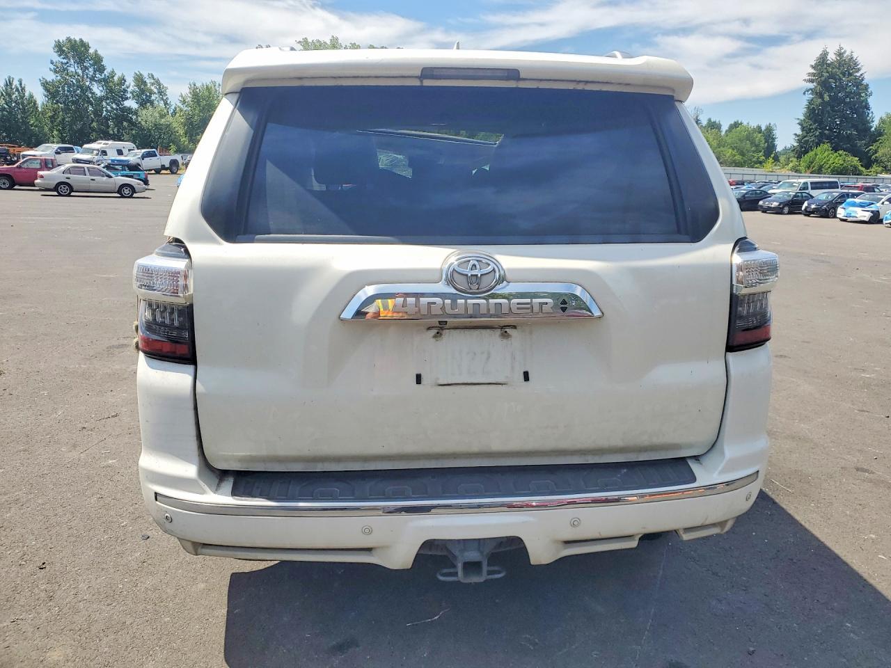 2017 Toyota 4Runner Limited - Image 6