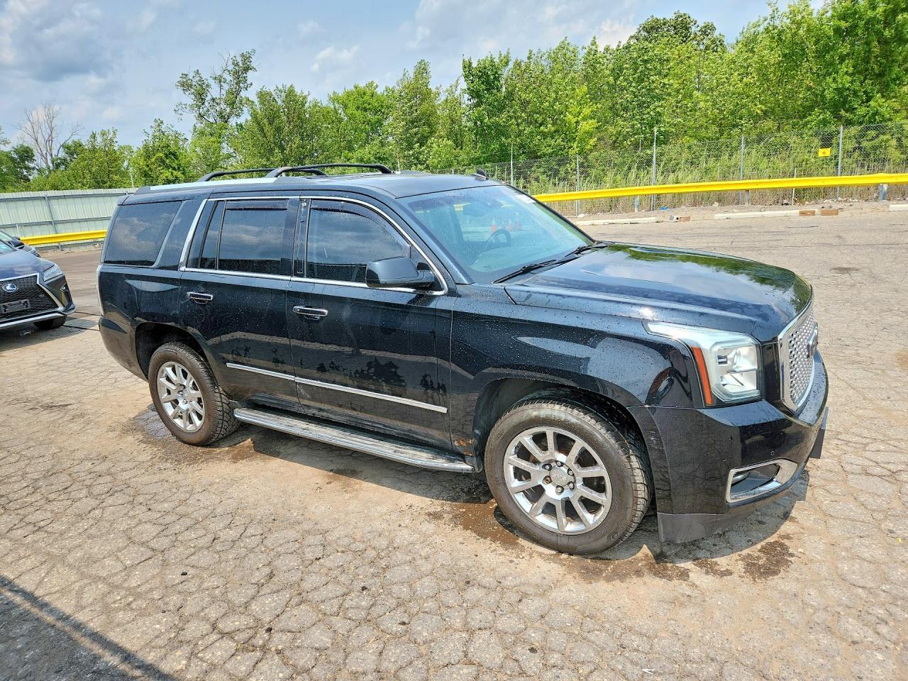 2015 GMC Yukon Denali - Фото 4
