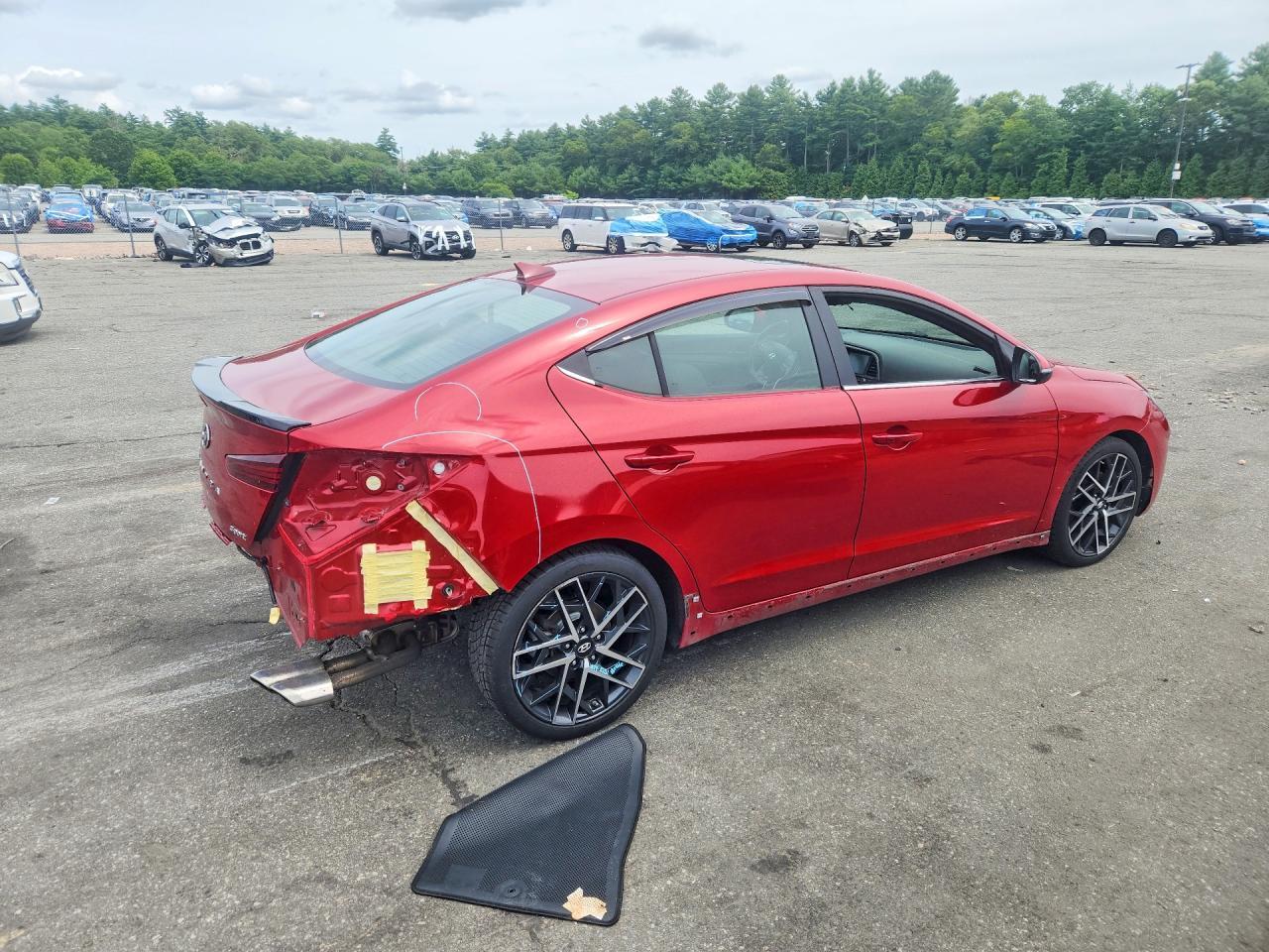 2020 Hyundai Elantra Sport - Image 3