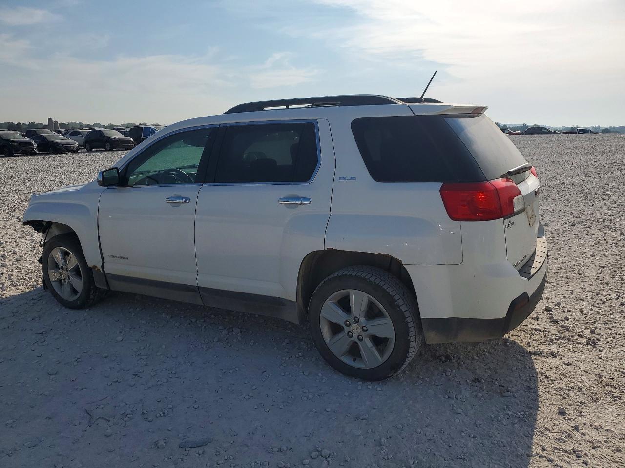 2015 GMC Terrain Sle - Image 2