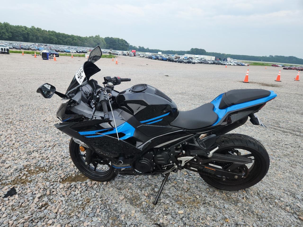 2021 Kawasaki Ex400 - Image 3