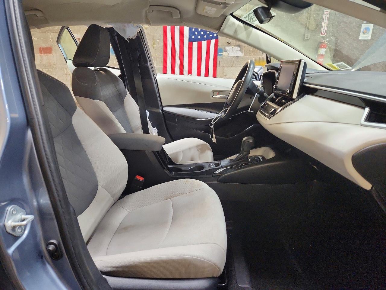 2021 Toyota Corolla Le - Фото 7