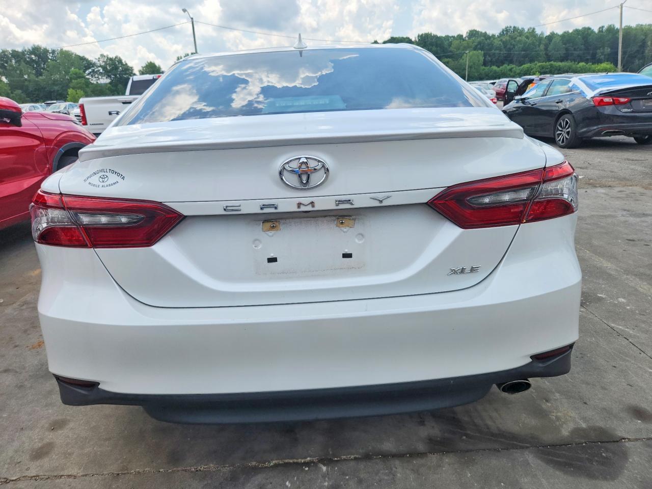 2021 Toyota Camry Xle - Image 6