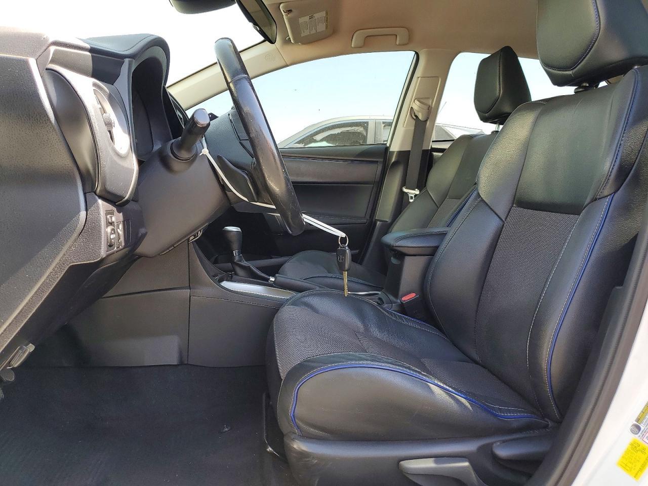 2017 Toyota Corolla Se - Image 7