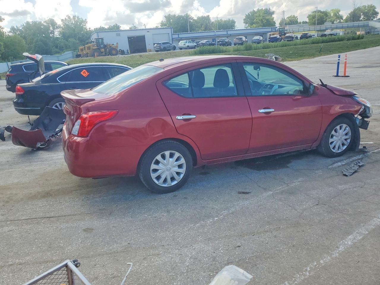 2019 Nissan Versa Sv - Image 3