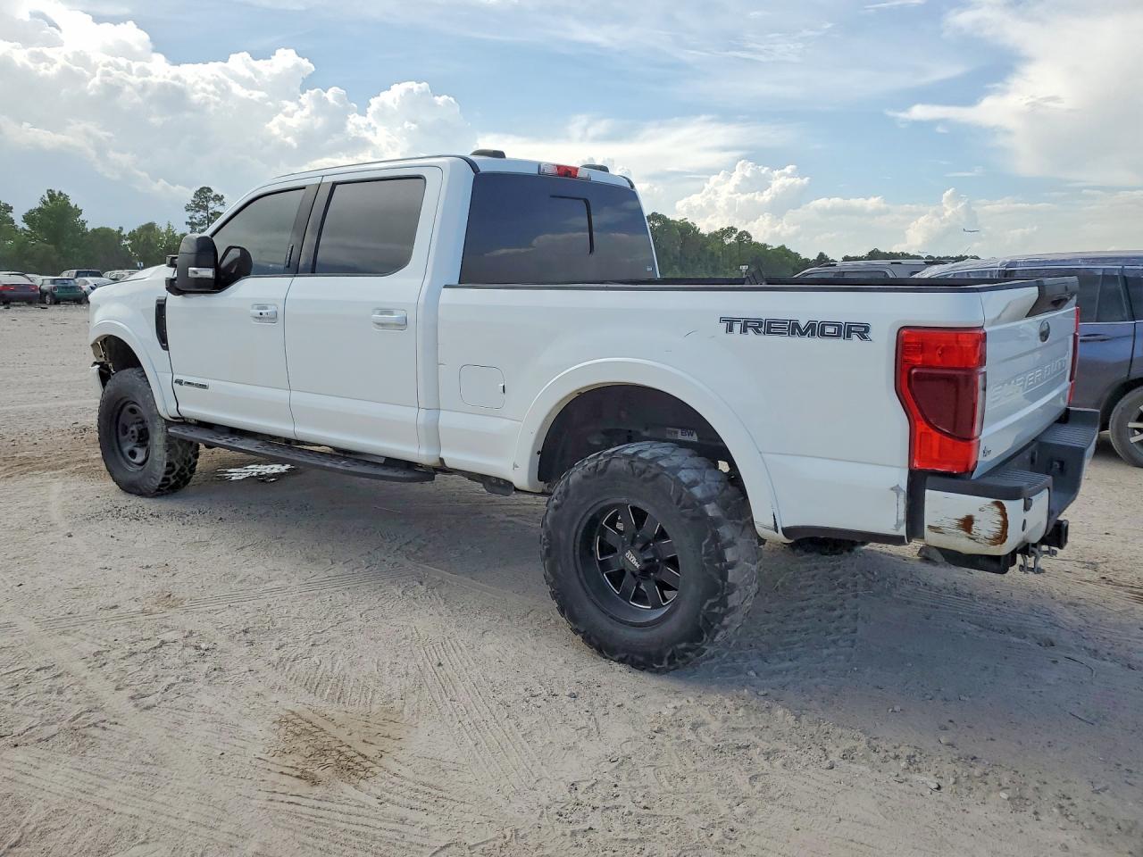 2021 Ford F250 Super Duty - Image 2