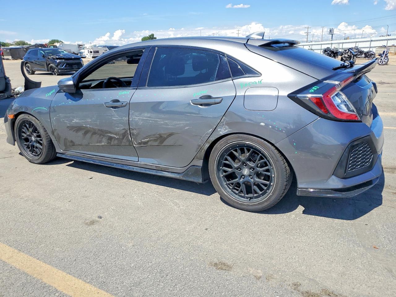 2019 Honda Civic Sport - Фото 2