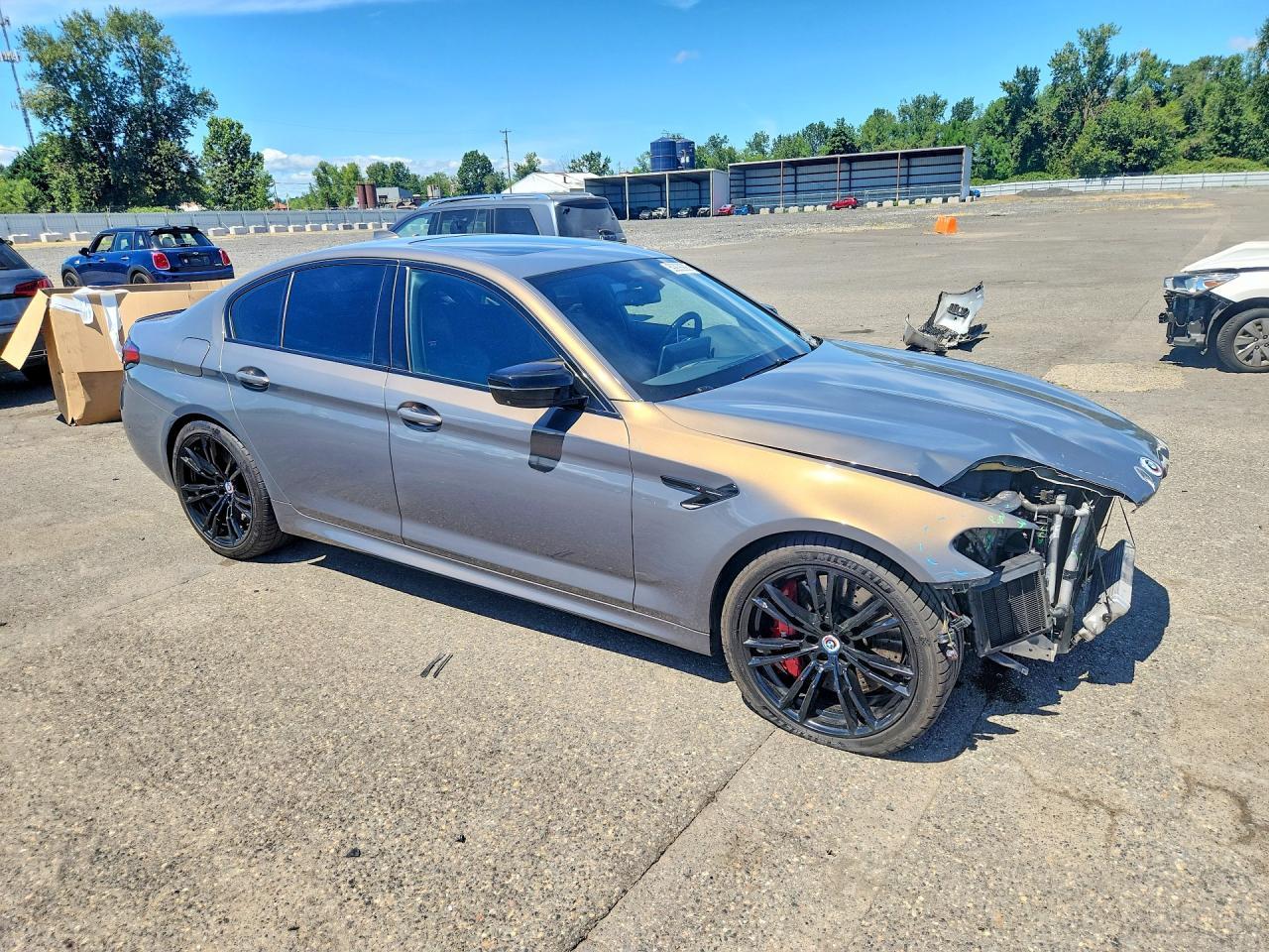2022 BMW M5 - Фото 4