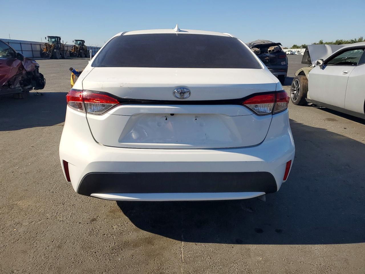 2020 Toyota Corolla Le - Фото 6