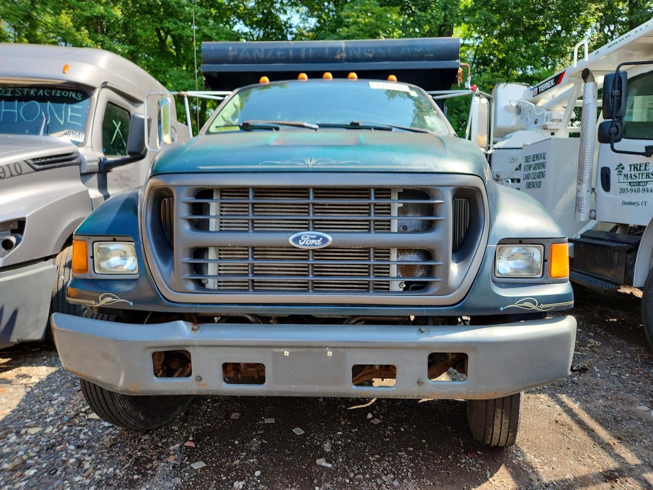 2000 Ford F650 Super Duty Dump Truck - Image 5