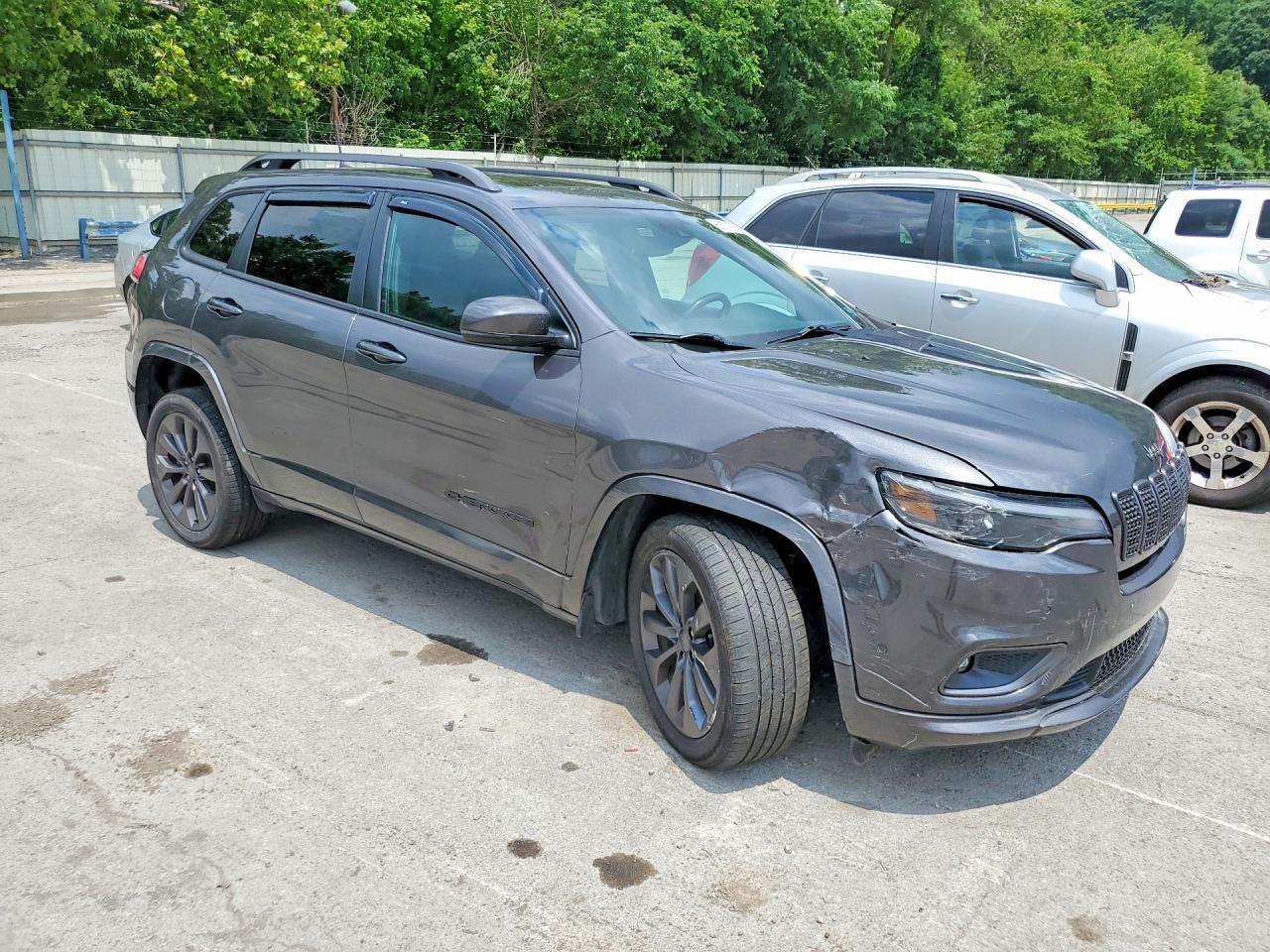 2019 Jeep Cherokee Limited - Image 4