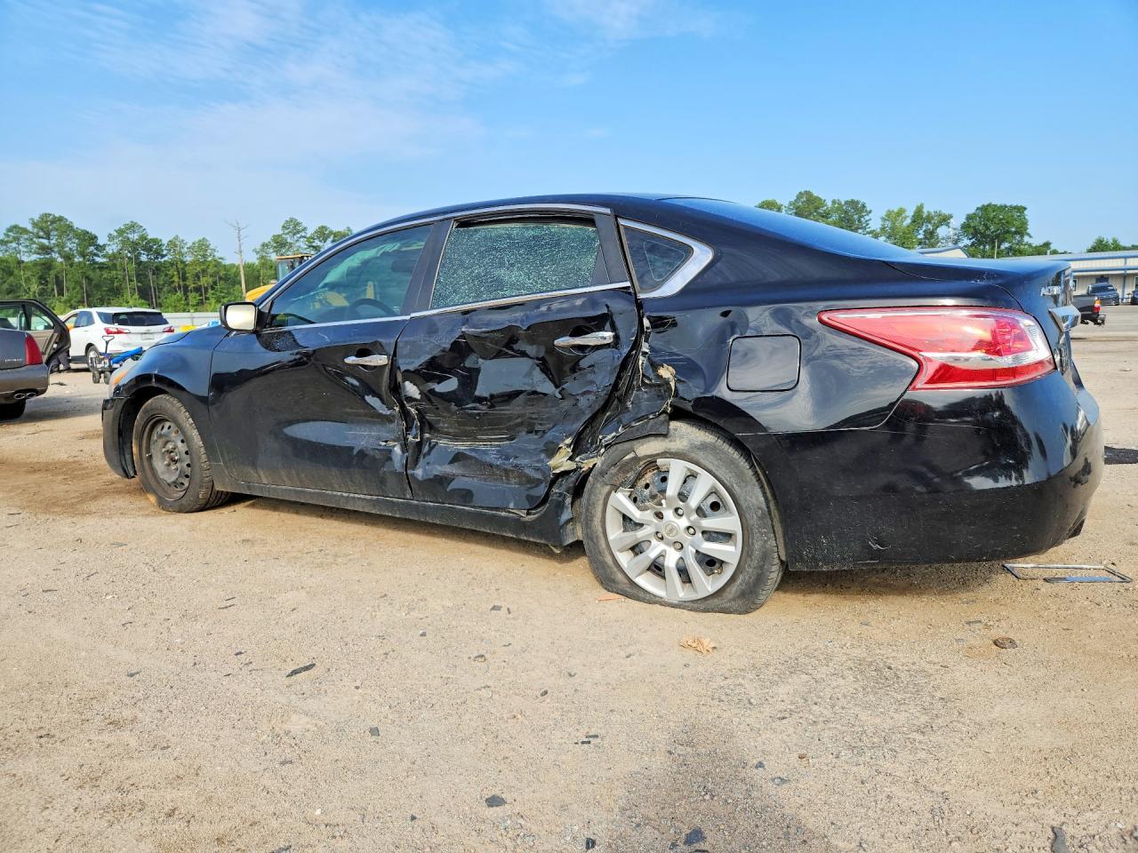 2013 Nissan Altima 2.5 - Image 2