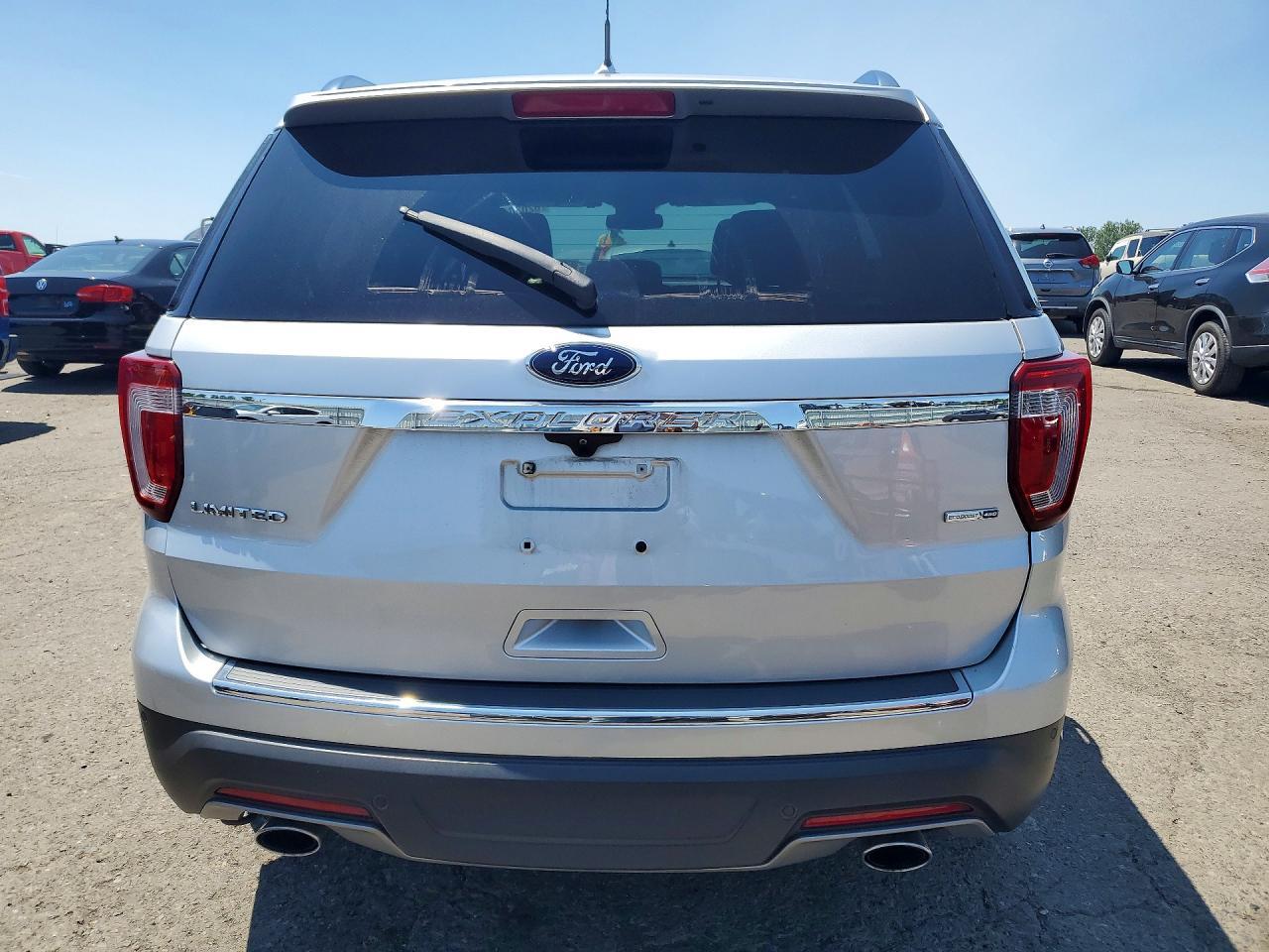 2019 Ford Explorer Limited - Image 6