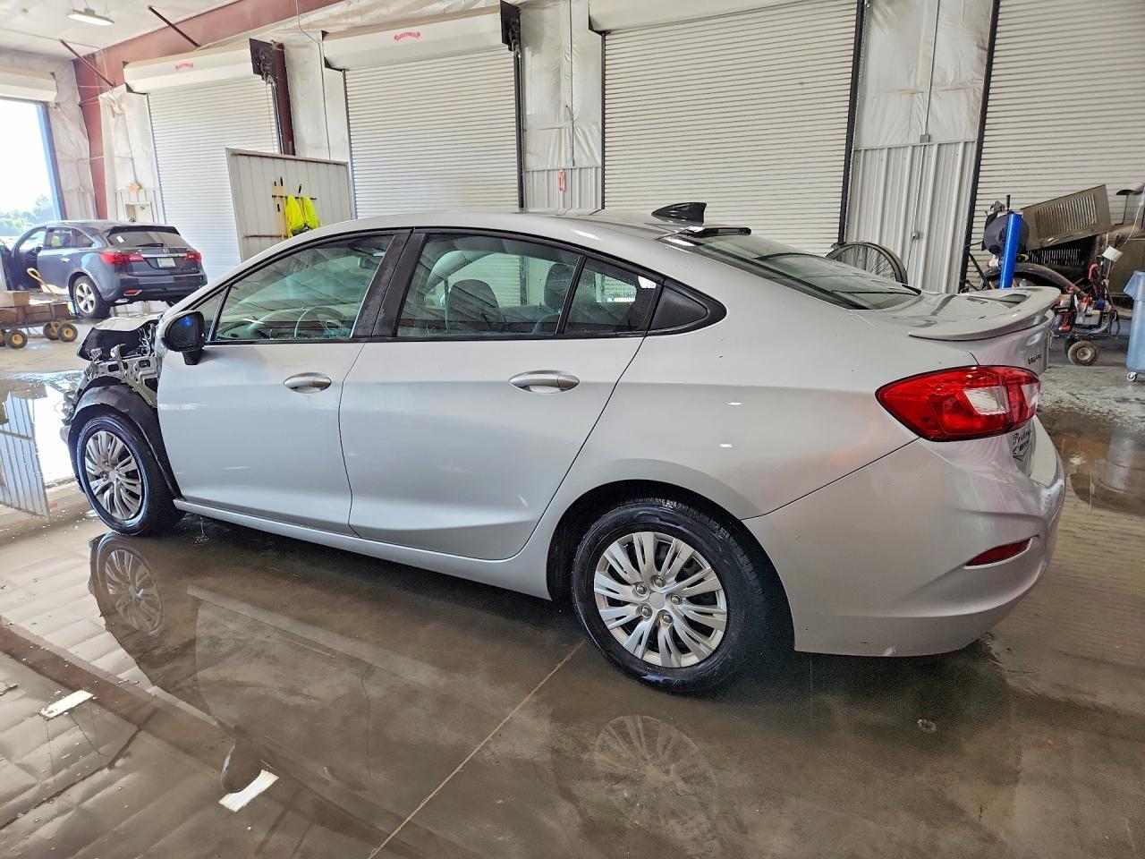 2017 Chevrolet Cruze Ls - Image 2