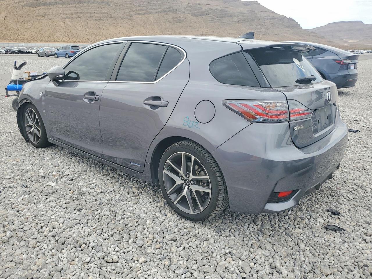 2017 Lexus Ct 200 - Image 2
