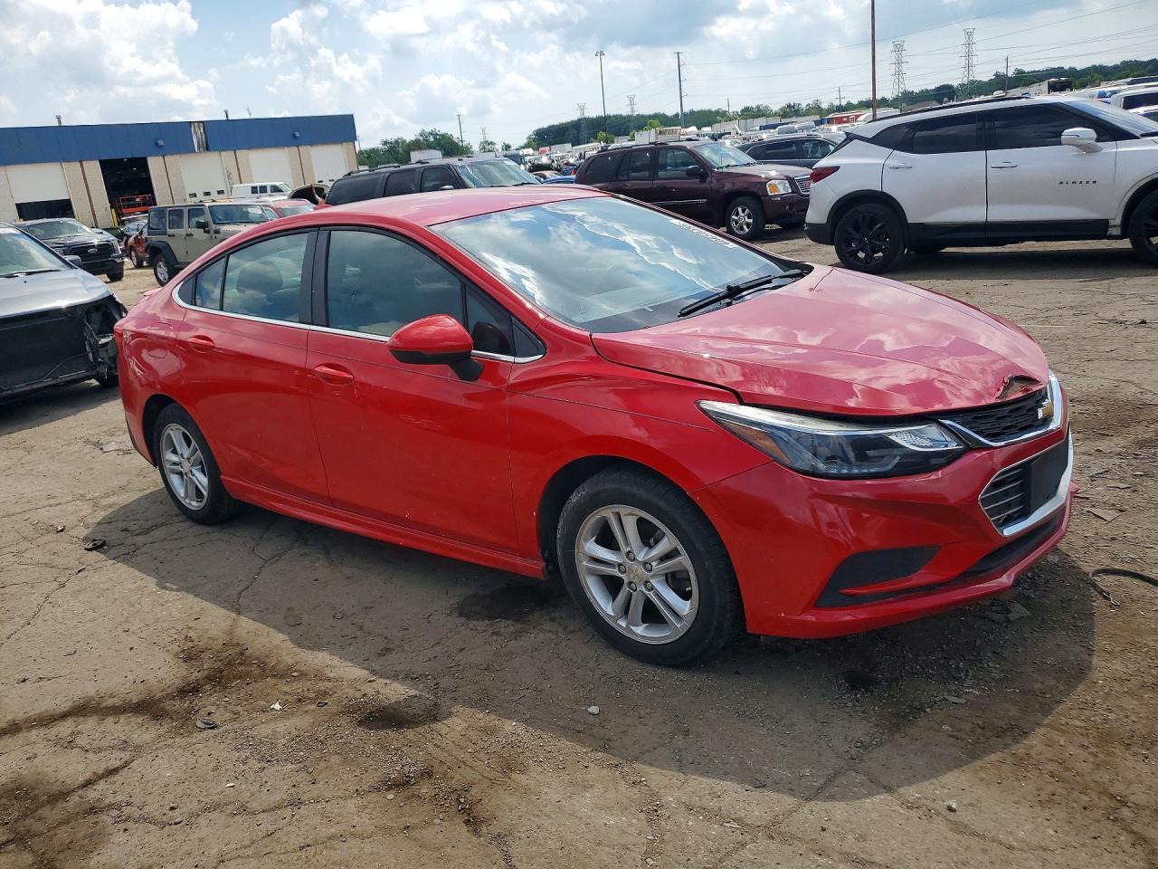 2017 Chevrolet Cruze Lt - Image 4