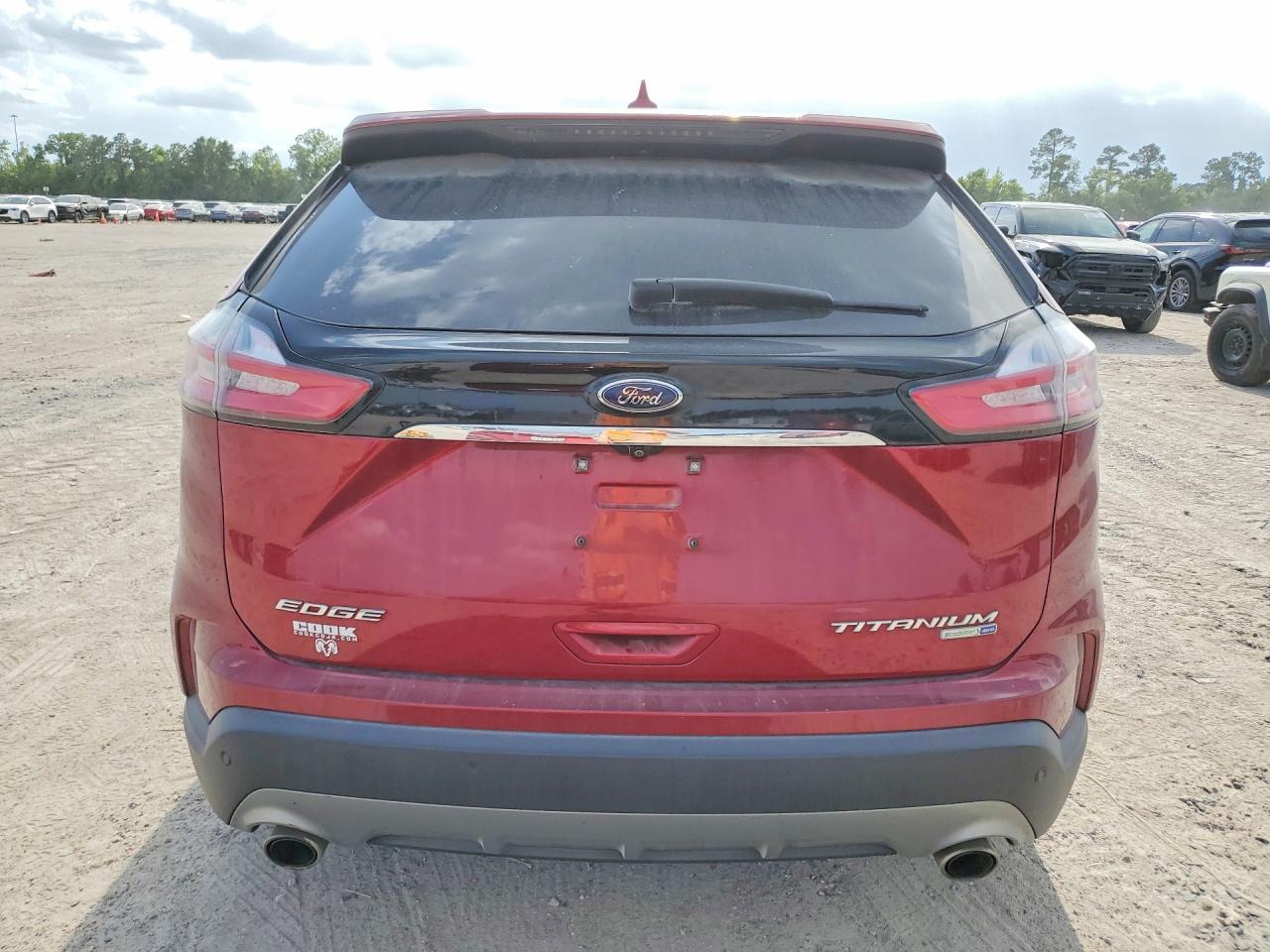2019 Ford Edge Titanium - Фото 6