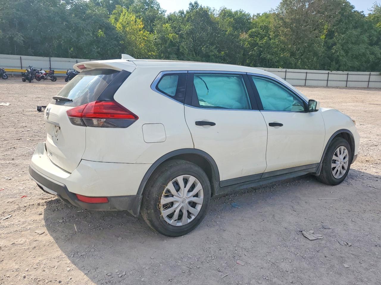 2017 Nissan Rogue S - Фото 3