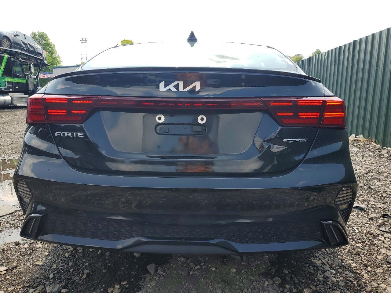 2024 Kia Forte Gt Line - Фото 6