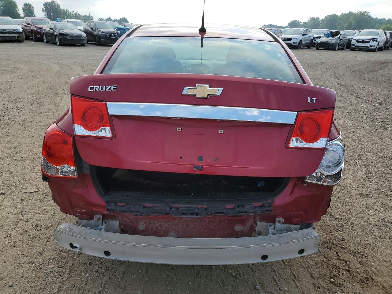 2013 Chevrolet Cruze Lt - Image 6