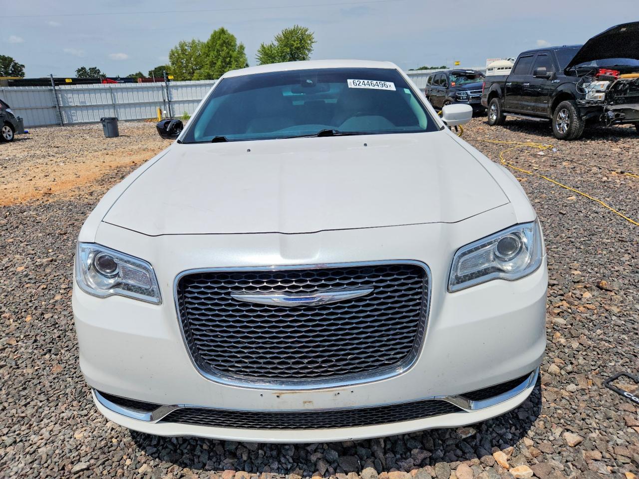 2015 Chrysler 300 Limited - Фото 5