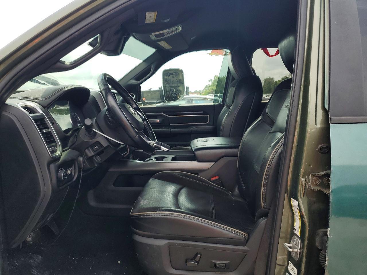 2021 Ram 3500 Laramie - Фото 7