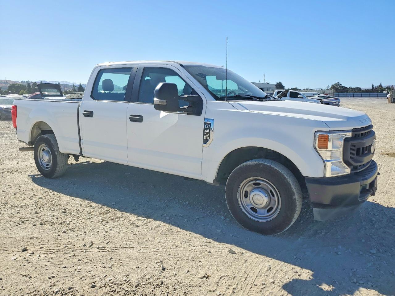 2022 Ford F250 Super Duty - Фото 4