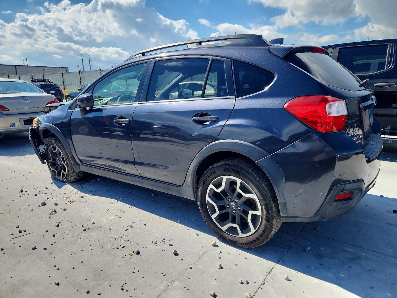 2016 Subaru Crosstrek Premium - Image 2