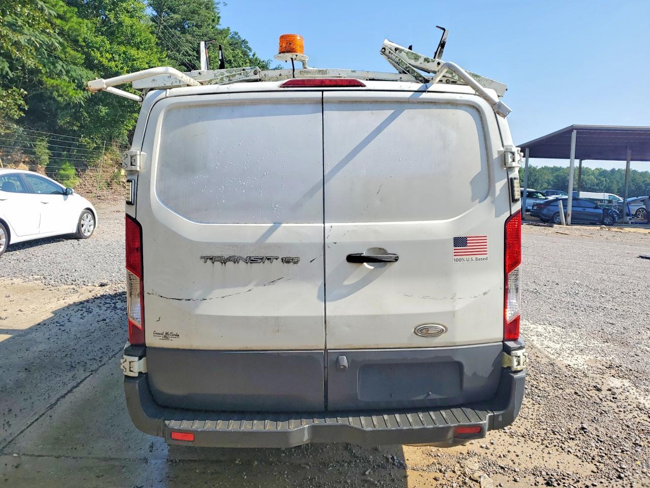 2015 Ford Transit T-150 - Фото 6