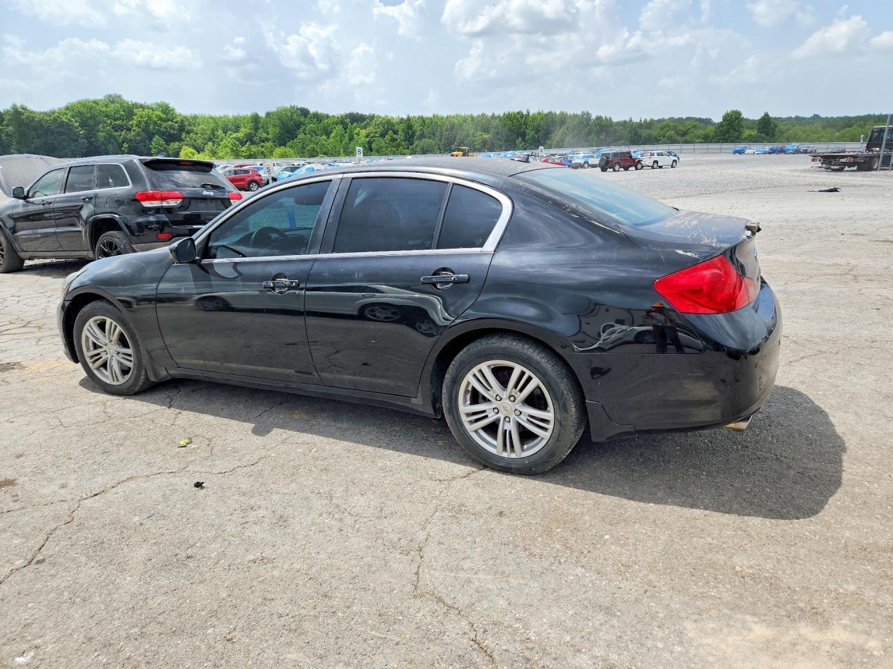 2013 Infiniti G37 Sedan X - Фото 2