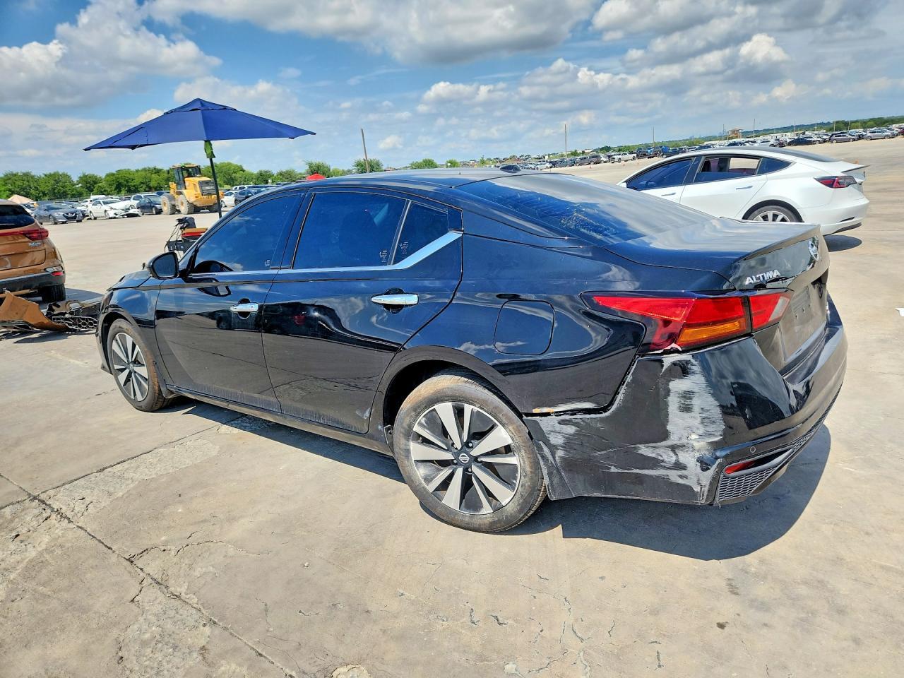 2019 Nissan Altima Sv - Фото 2