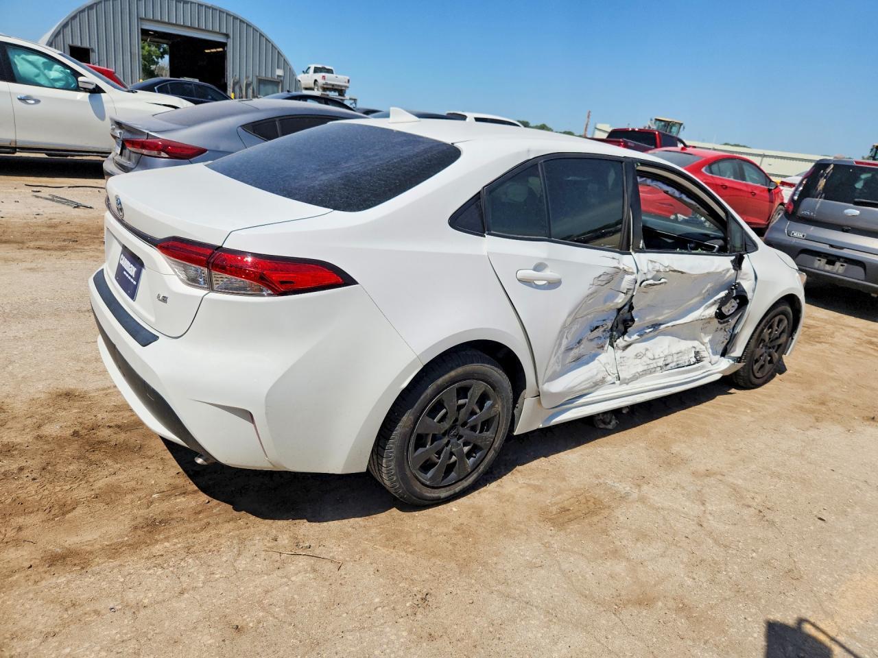 2021 Toyota Corolla Le - Фото 3